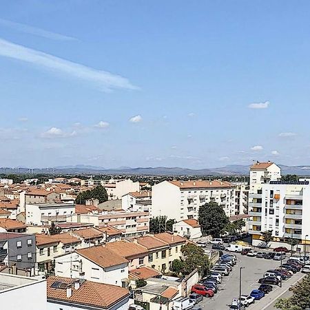 Appartement Refait A Neuf + Parking Gratuit Perpignan Exterior foto