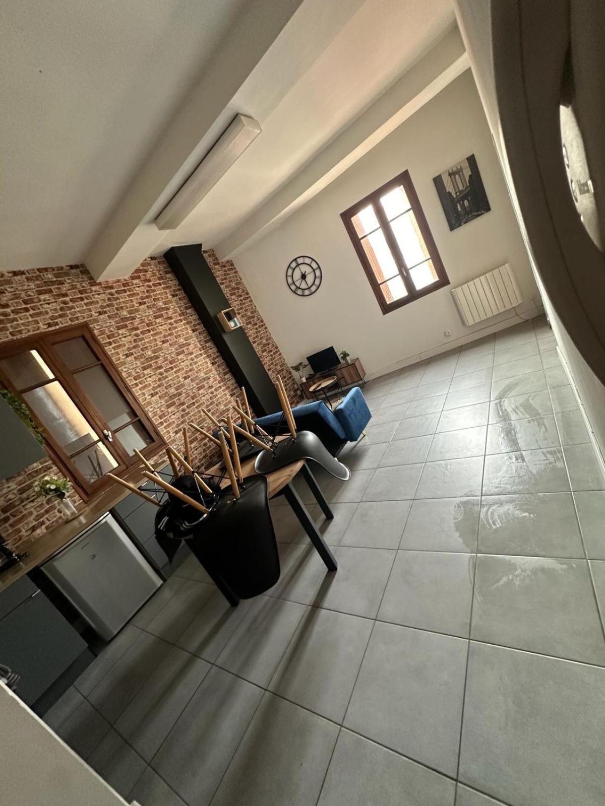 Appartement Refait A Neuf + Parking Gratuit Perpignan Exterior foto