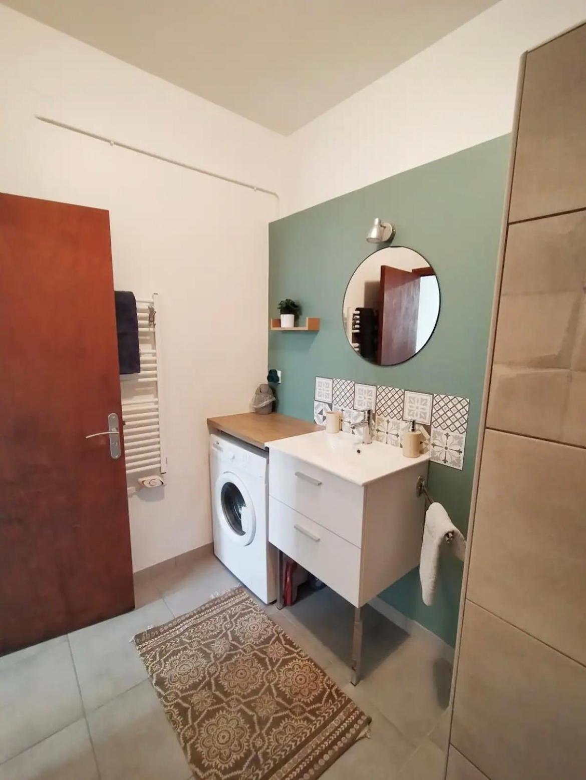 Appartement Refait A Neuf + Parking Gratuit Perpignan Exterior foto